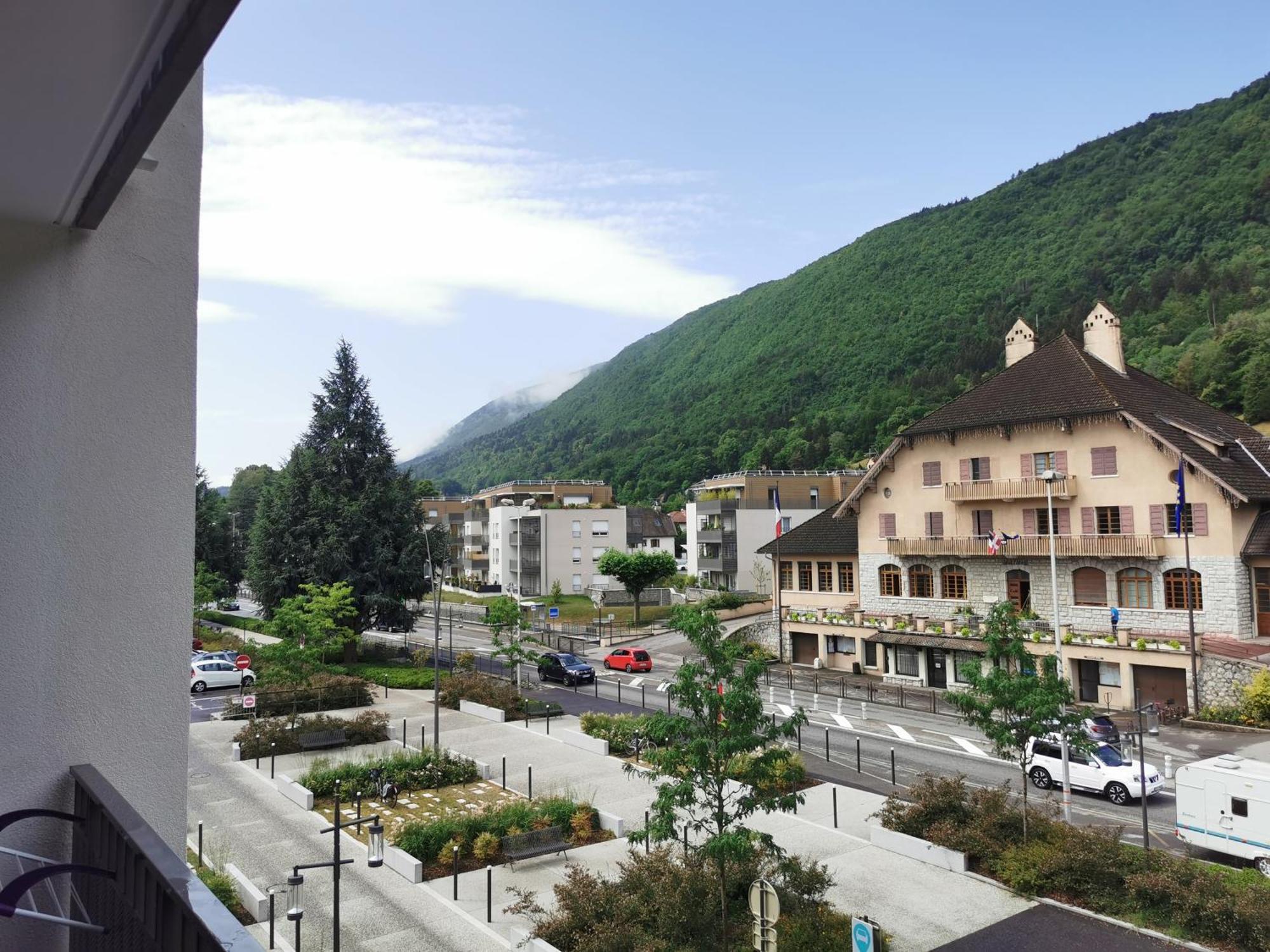 Semnoz & Lac - Wifi - Parking - Netflix - Balcon - Centre-Ville Sévrier Екстериор снимка
